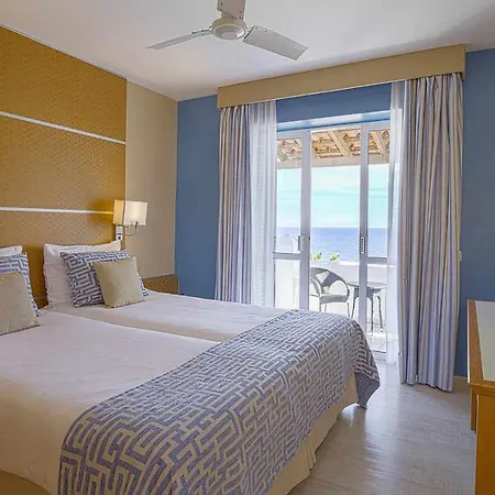 Robinson Esquinzo Playa 3*