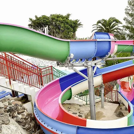 Robinson Esquinzo Playa منتجع