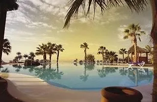 Robinson Esquinzo Playa Üdülőközpont 3*
