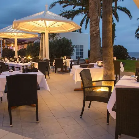 Üdülőközpont Robinson Esquinzo Playa