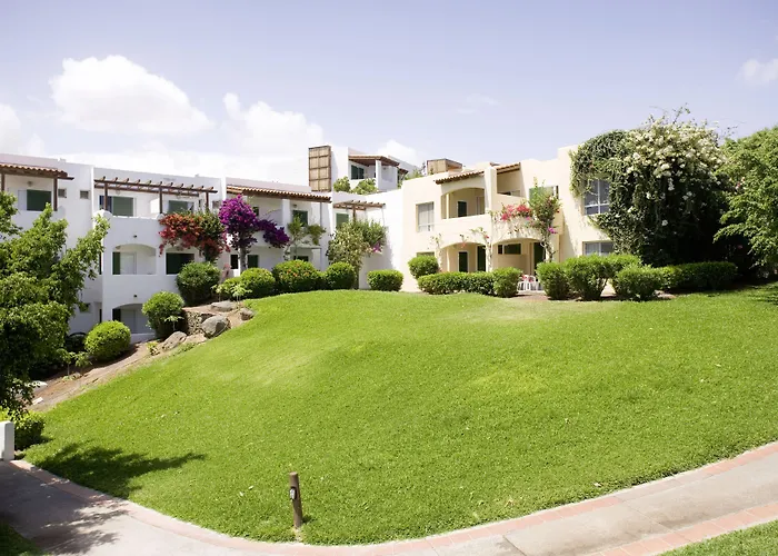 אתר נופש Robinson Esquinzo Playa