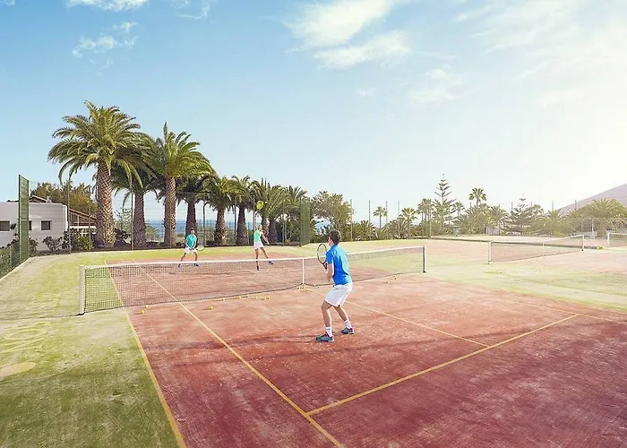 אתר נופש Robinson Esquinzo Playa Pájara