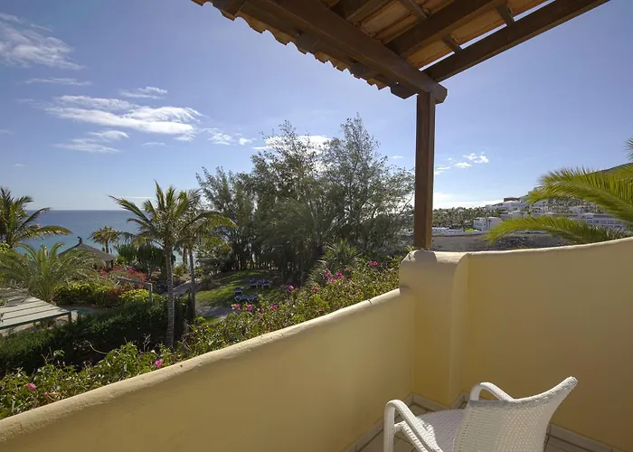 Resort Robinson Esquinzo Playa 3*