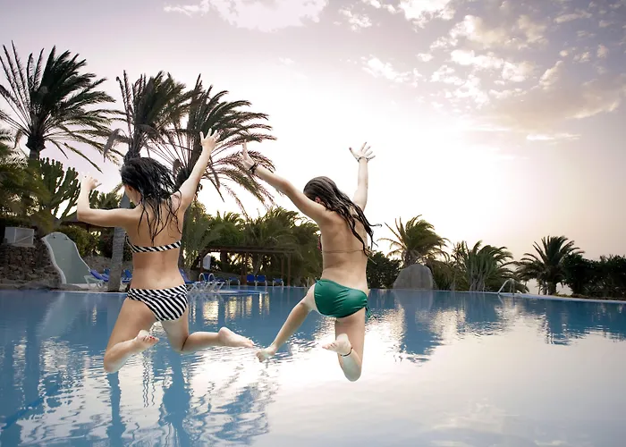 Robinson Esquinzo Playa 3*