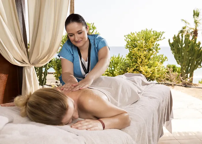 Semesteranläggning (resort) Robinson Esquinzo Playa